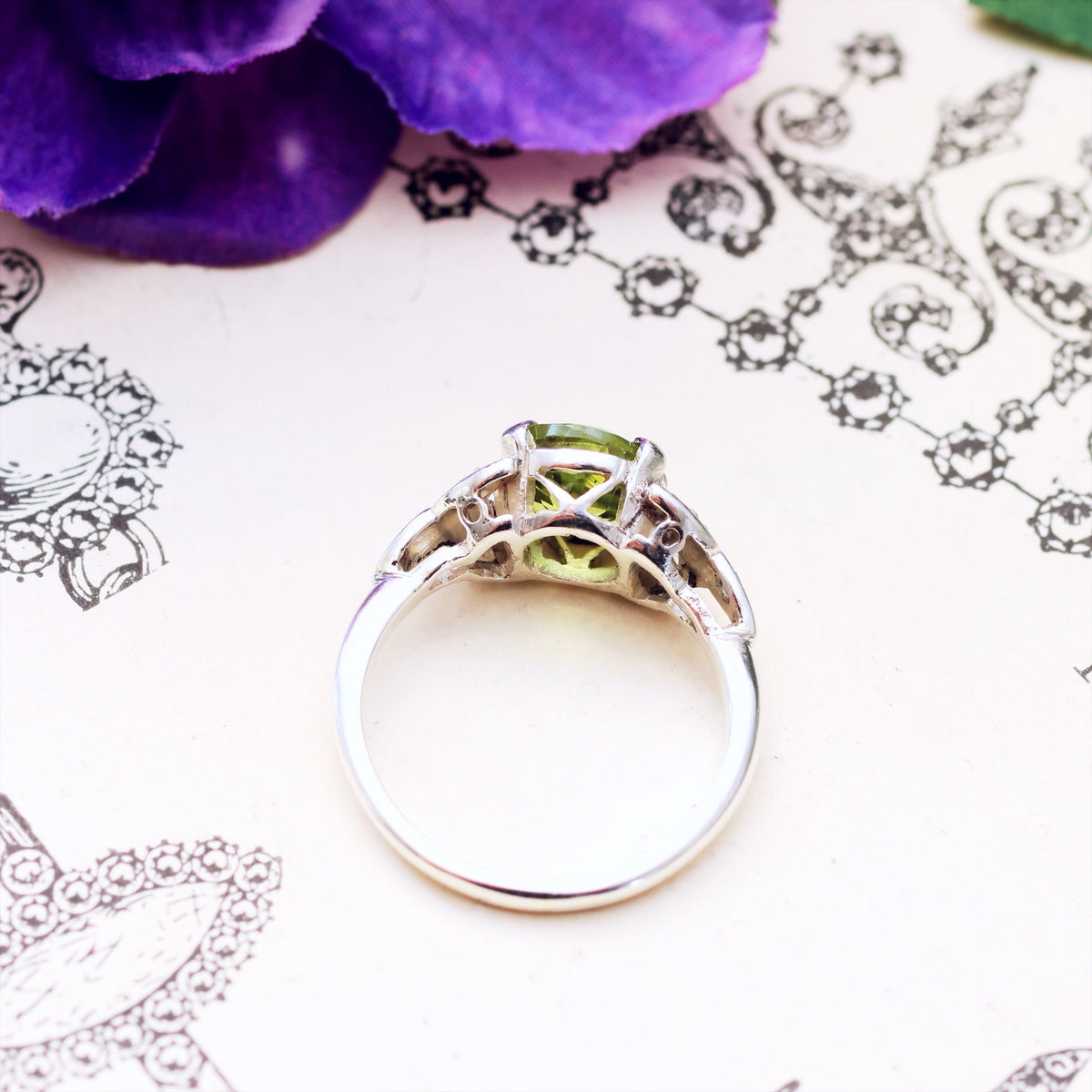 Vintage Peridot & Rose Cut Diamond Ring