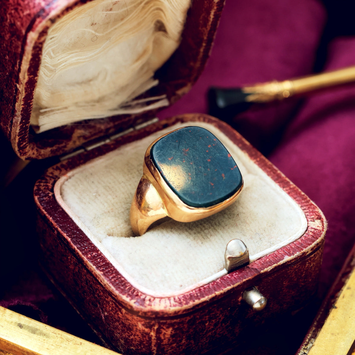 Circa 1870's 15ct Gold Bloodstone Signet Ring