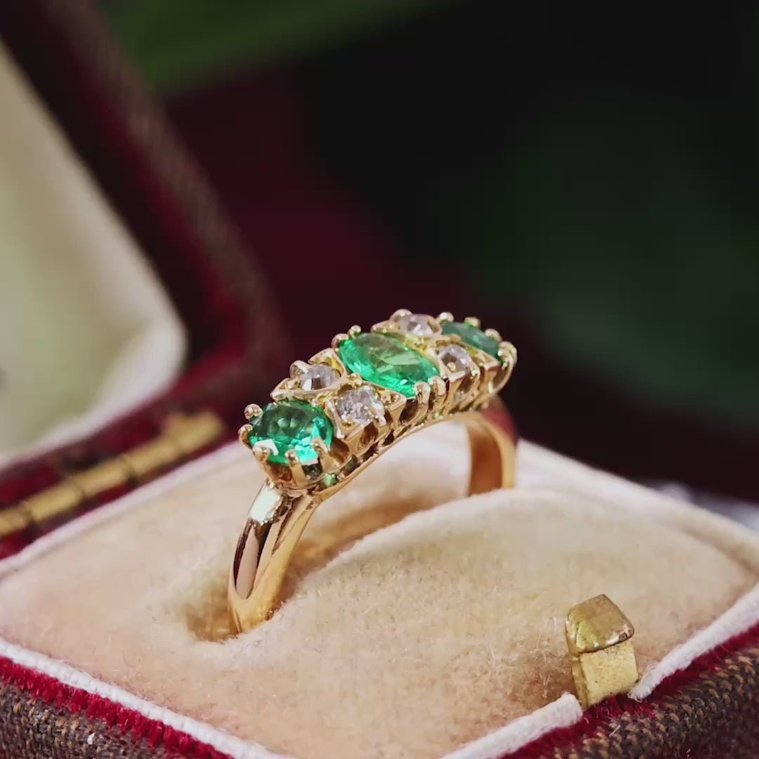 Antique Victorian Emerald & Diamond Ring