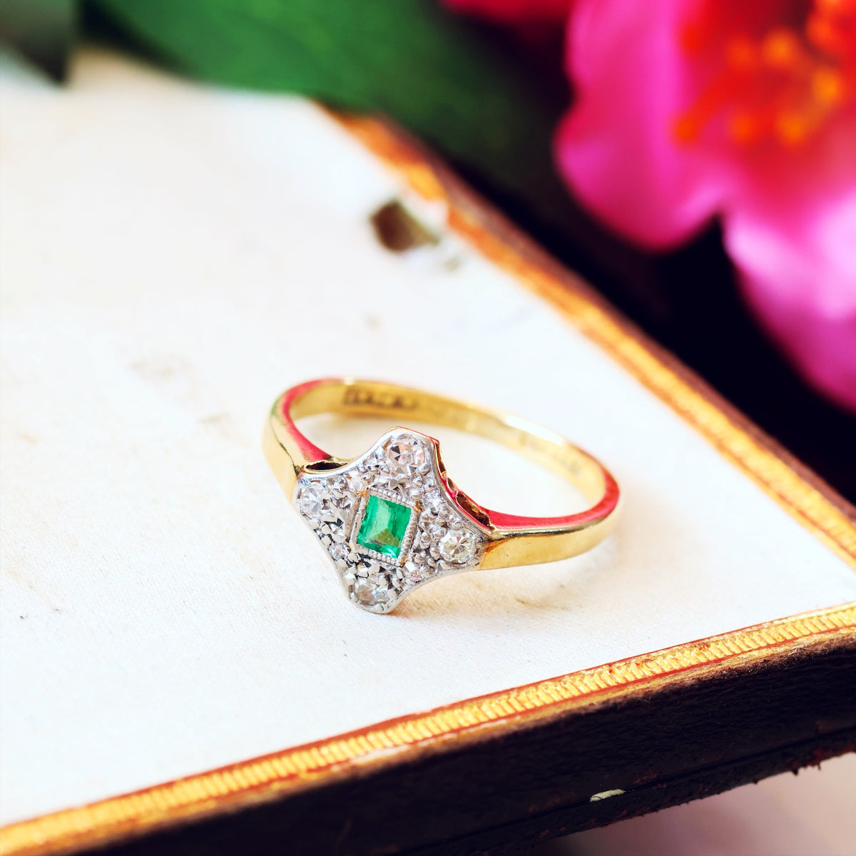 Vintage Art Deco Emerald & Diamond Cluster Ring