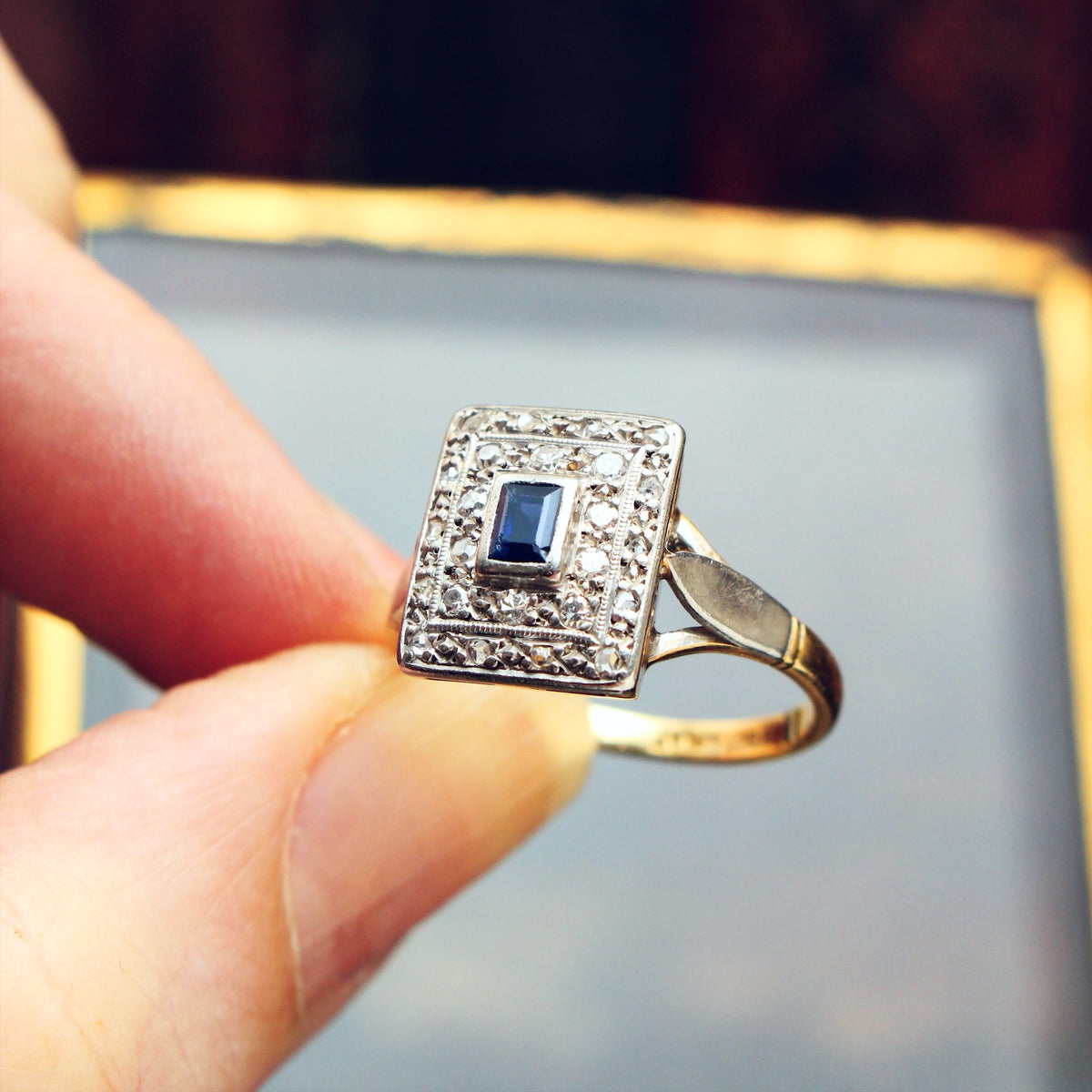 Vintage Art Deco Sapphire & Diamond Cluster Ring