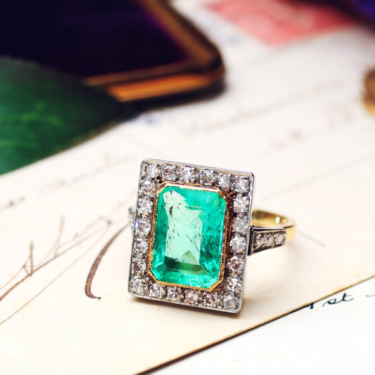 Majestic Vintage 3 Carat Columbian Emerald & Diamond Ring