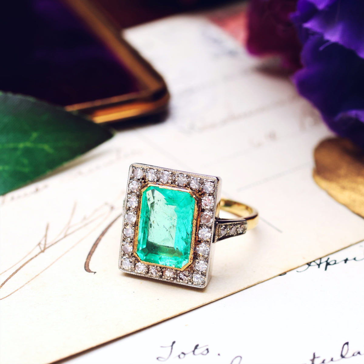 Majestic Vintage 3 Carat Columbian Emerald & Diamond Ring