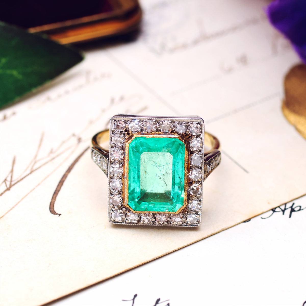 Majestic Vintage 3 Carat Columbian Emerald & Diamond Ring