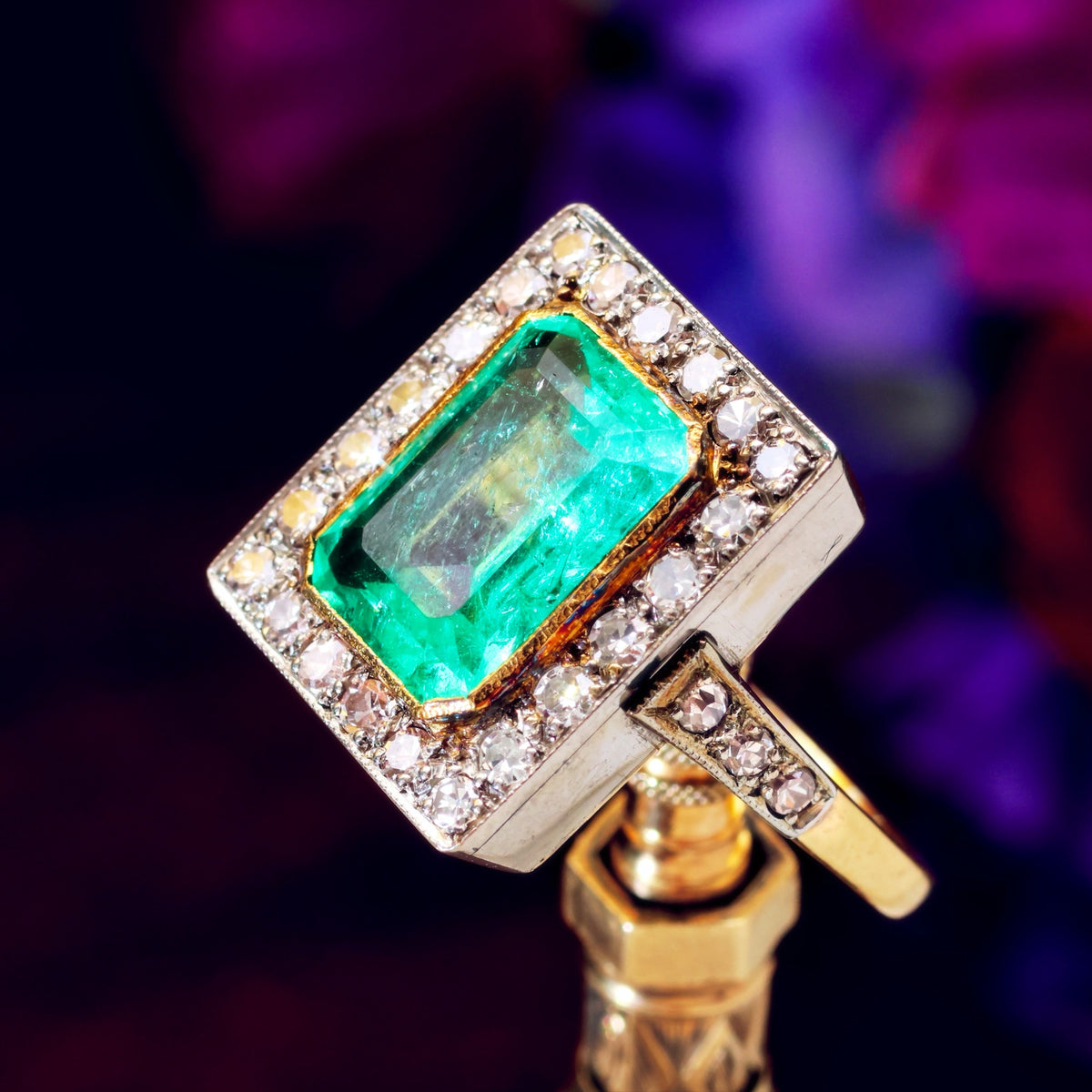 Majestic Vintage 3 Carat Columbian Emerald & Diamond Ring