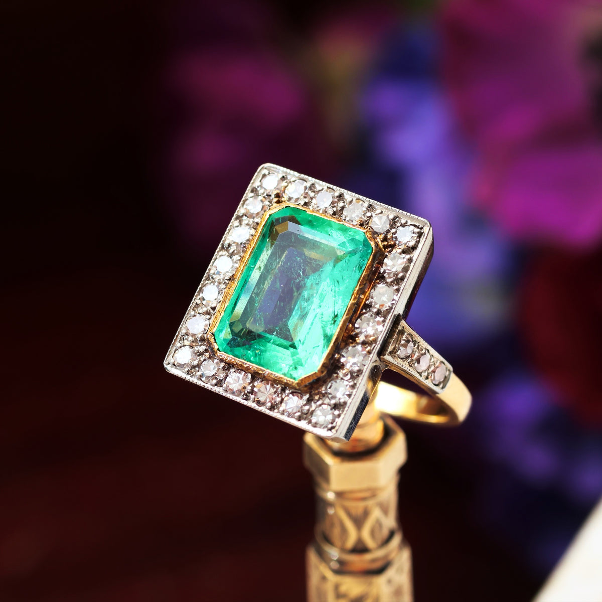 Majestic Vintage 3 Carat Columbian Emerald & Diamond Ring