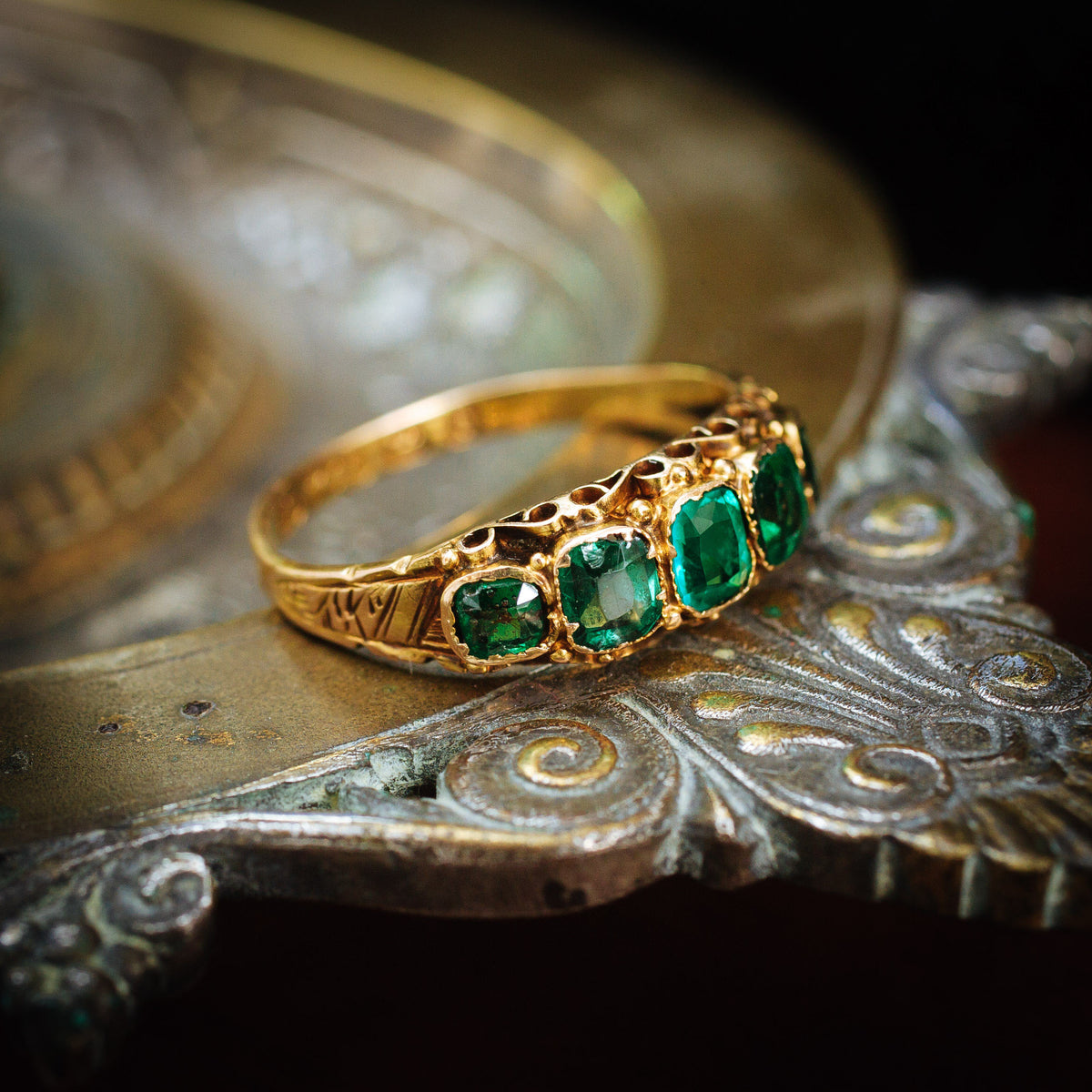 Verdant Hues Date 1876 15ct Gold Green Paste Ring