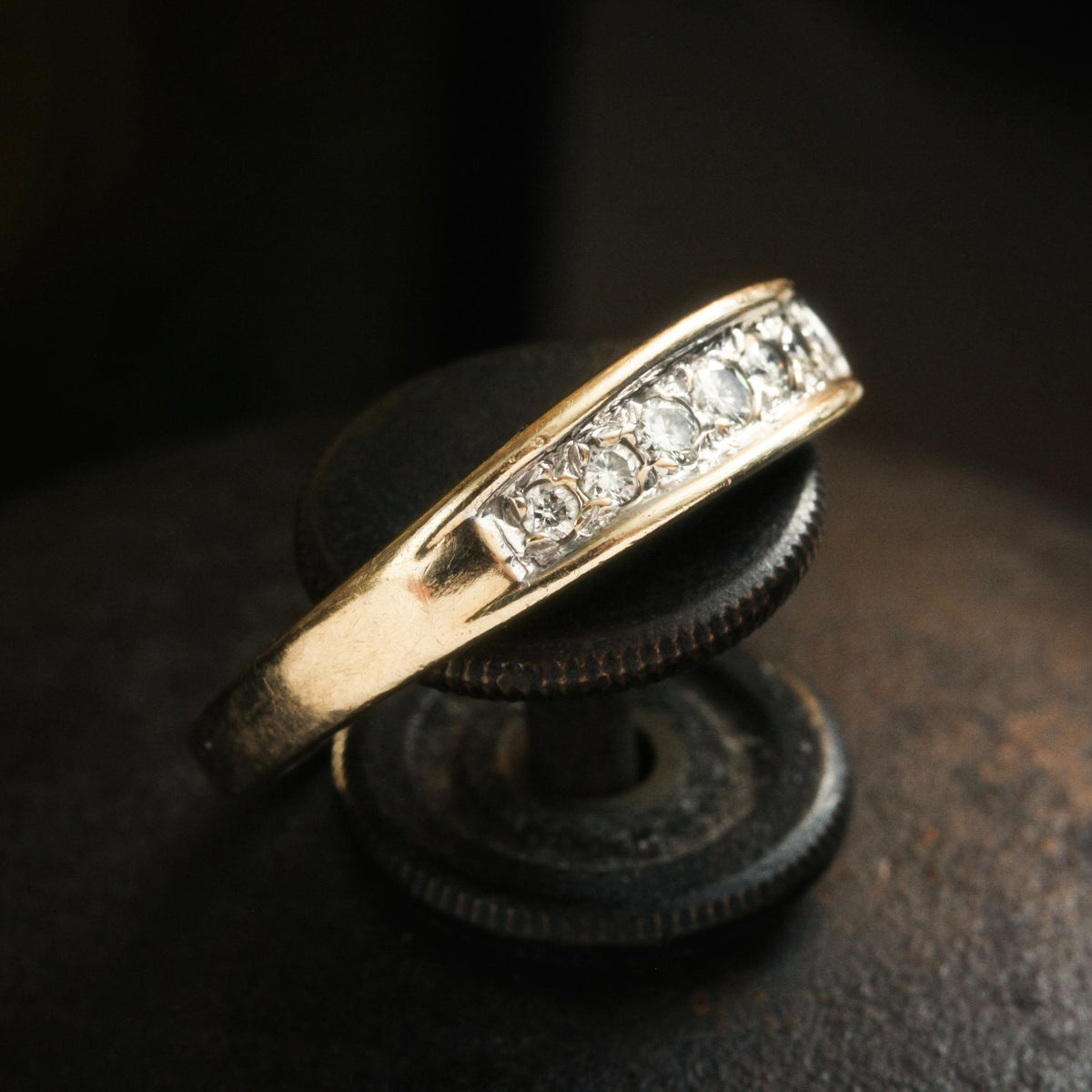 Contemporary Yellow Gold Brilliant-Cut Diamond Band