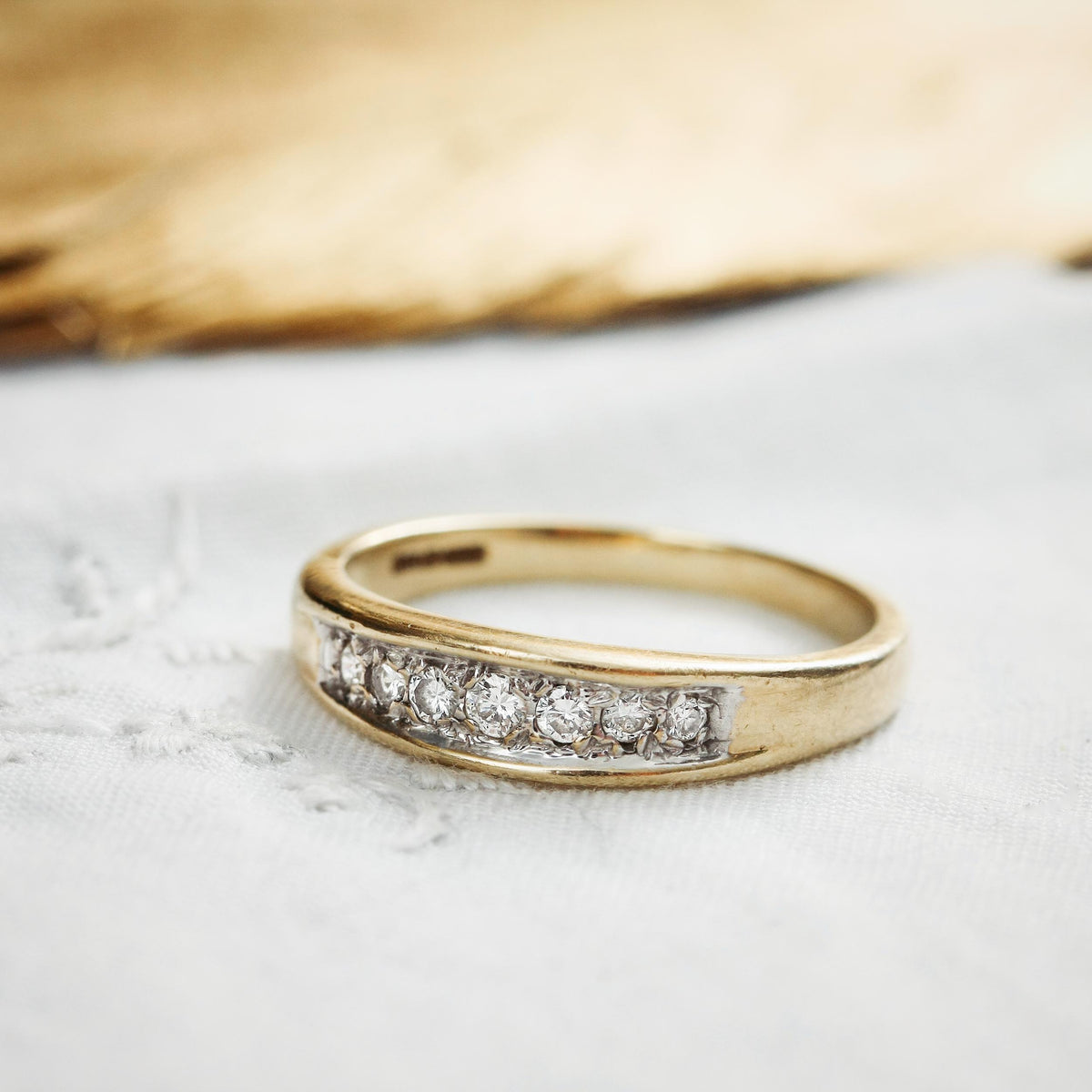 Contemporary Yellow Gold Brilliant-Cut Diamond Band