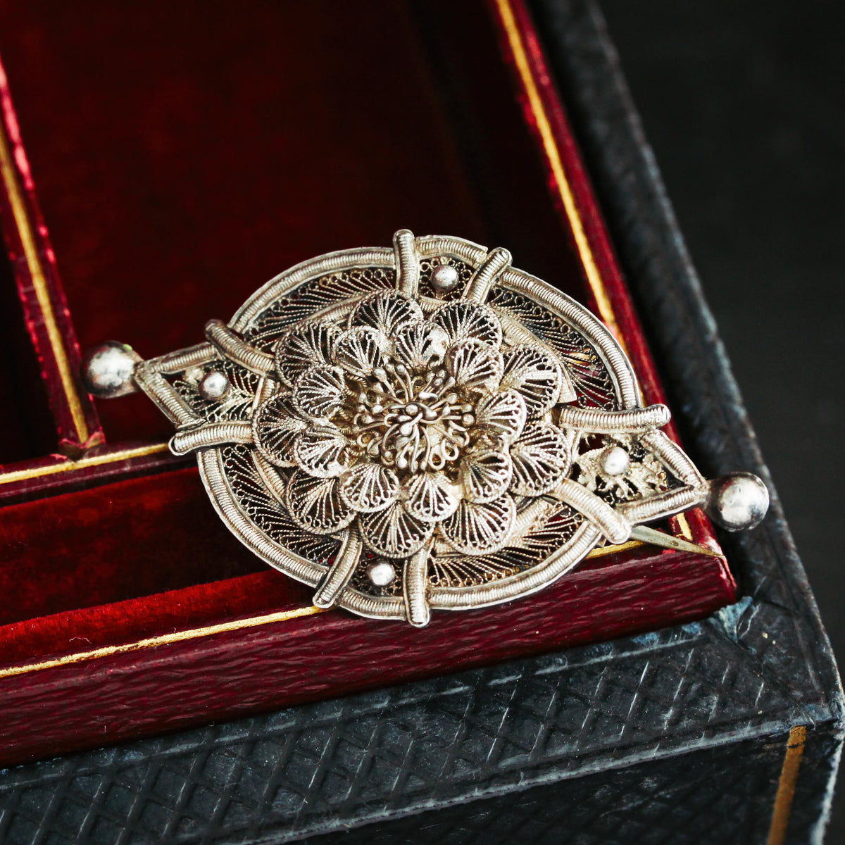 Finest Antique Silver Filigree Brooch