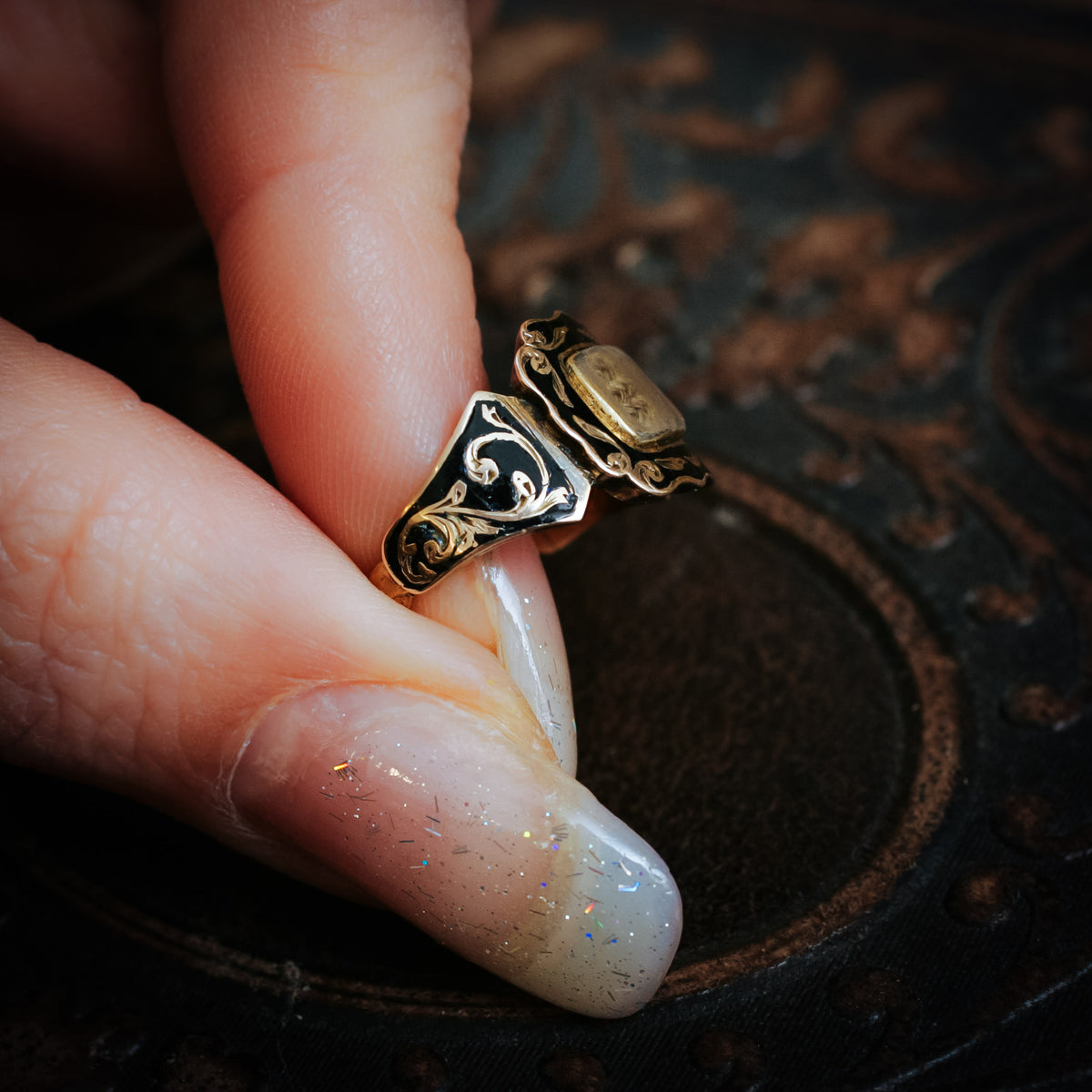 Picturesque Antique Floral Black Enamelled Mourning Ring