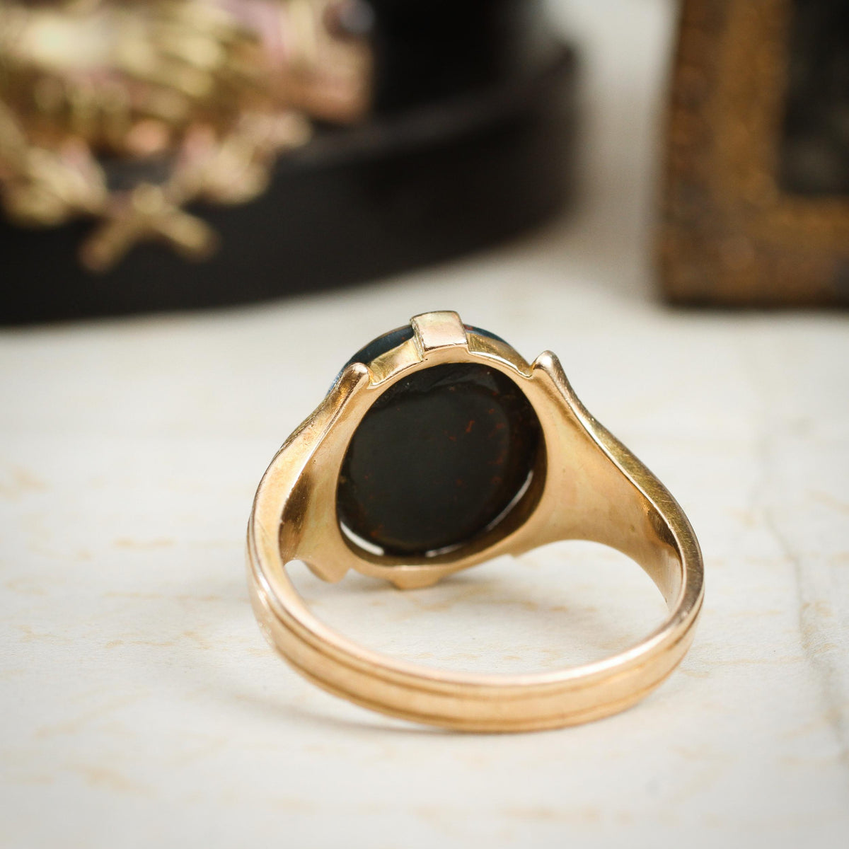 Date 1900 Art Nouveau Bloodstone Signet Ring