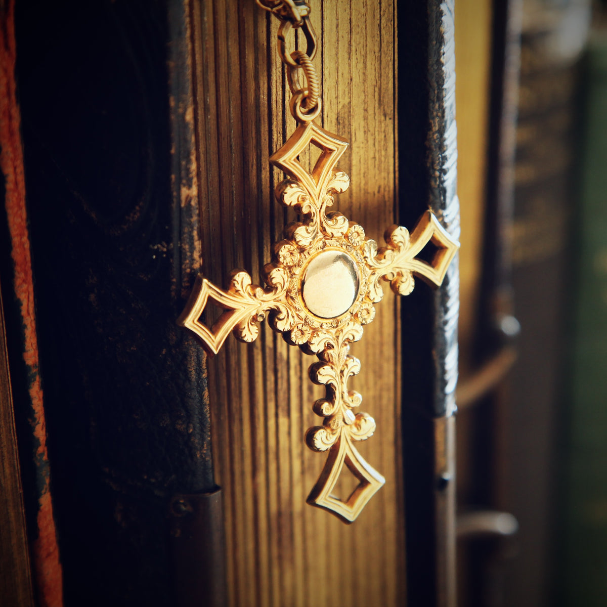 Early Victorian Pinchbeck Devotional Cross