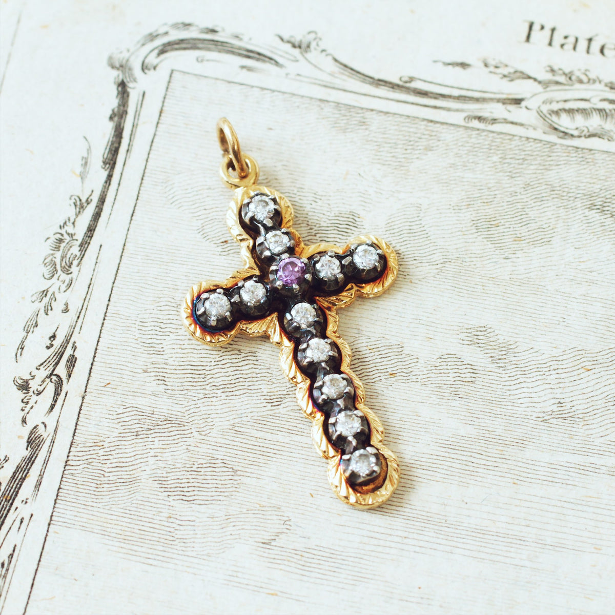 Lovely Floriate Georgian Style 9ct Gold Paste Cross