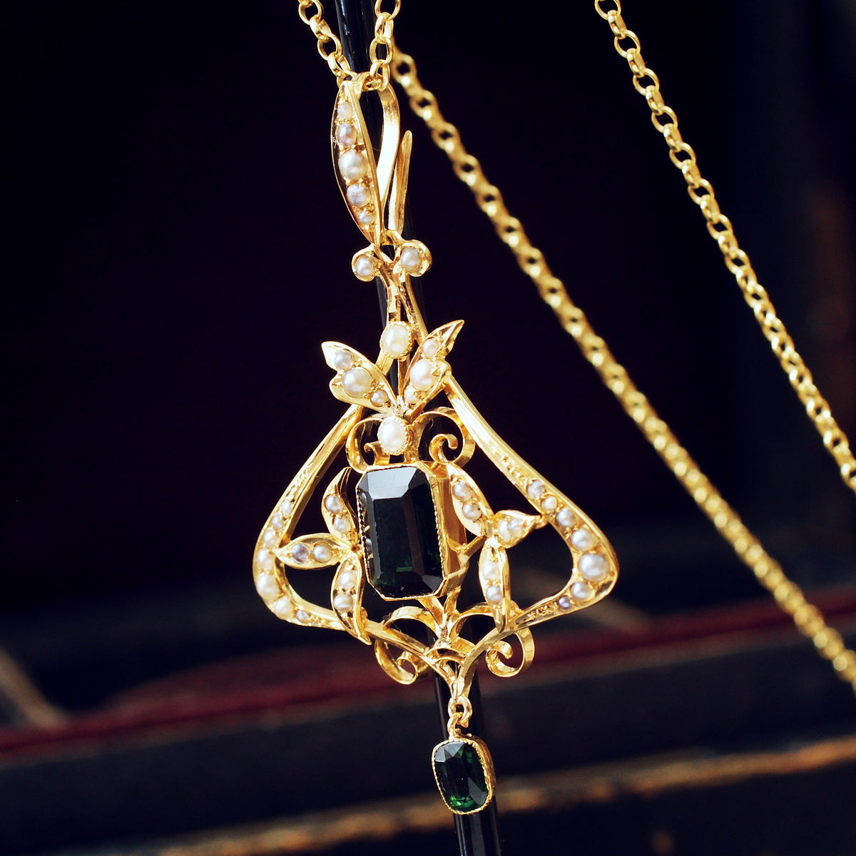 Edwardian Art Nouveau 15ct Gold Tourmaline Pendant