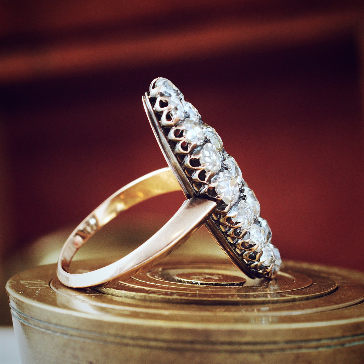 OH!! Glittering Sensation! Antique Continental Diamond Ring