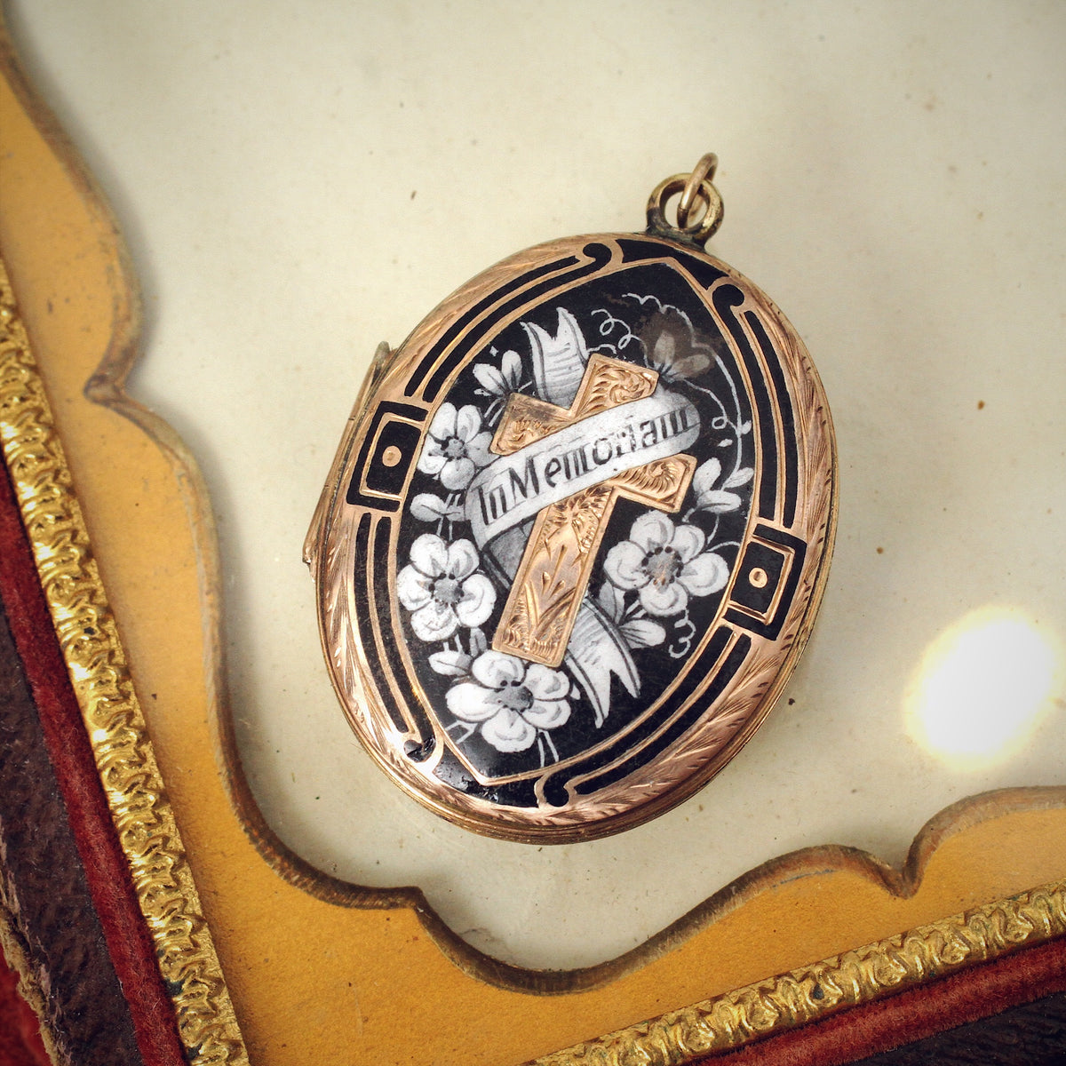 Antique Victorian Enamelled Locket