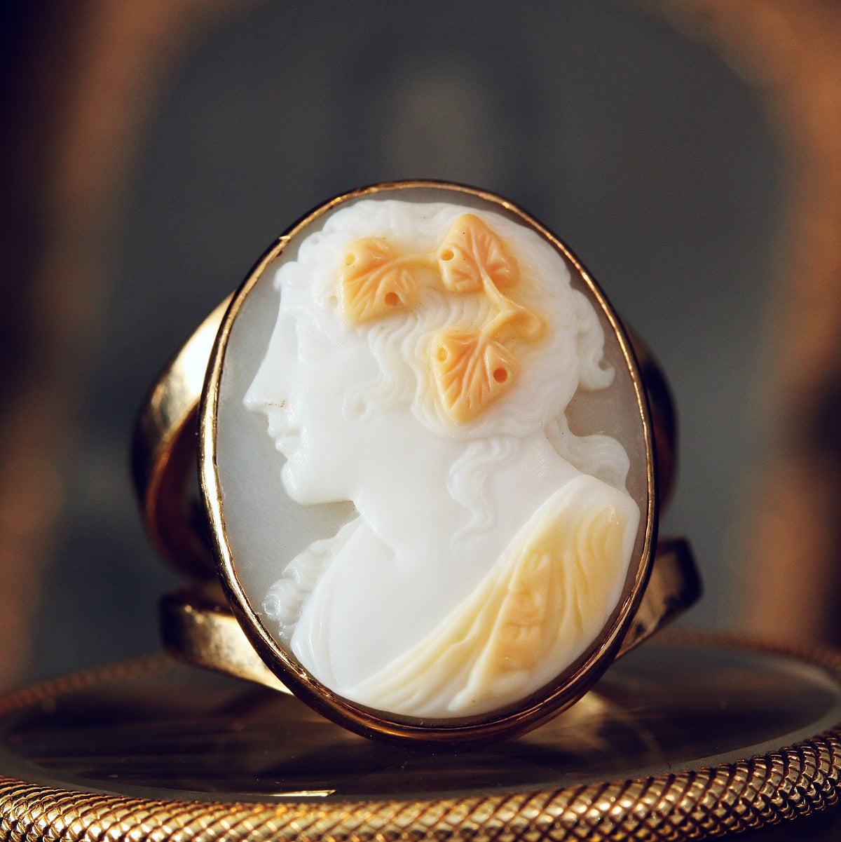 Antique Classical Bacchante Shell Cameo Ring