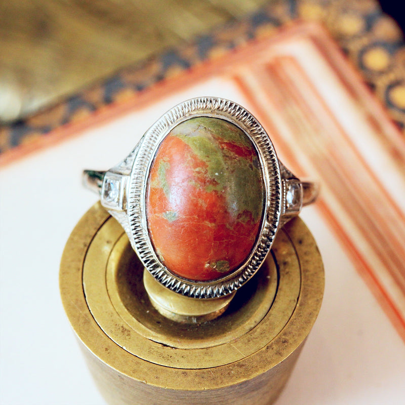 Agate and Diamond Ring