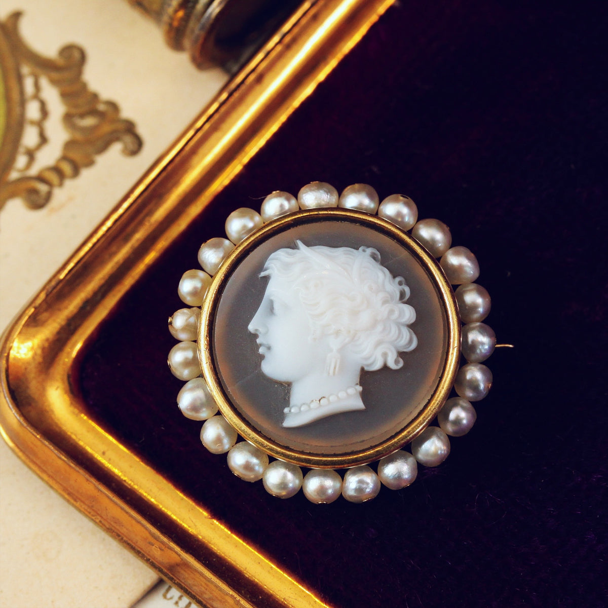 Hardstone Cameo & Wild Pearl Brooch