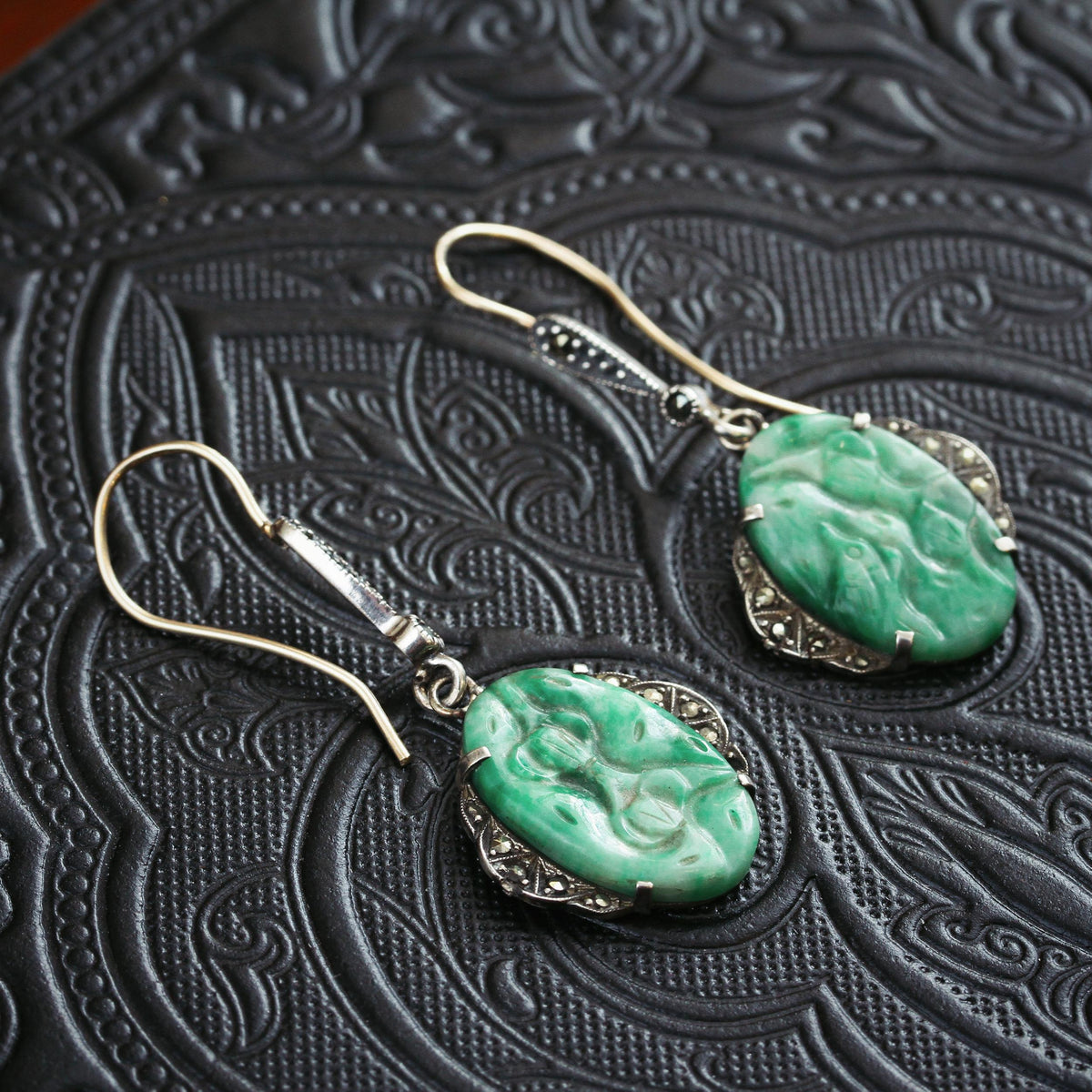 Vintage Art Deco Carved Jade Drop Earrings