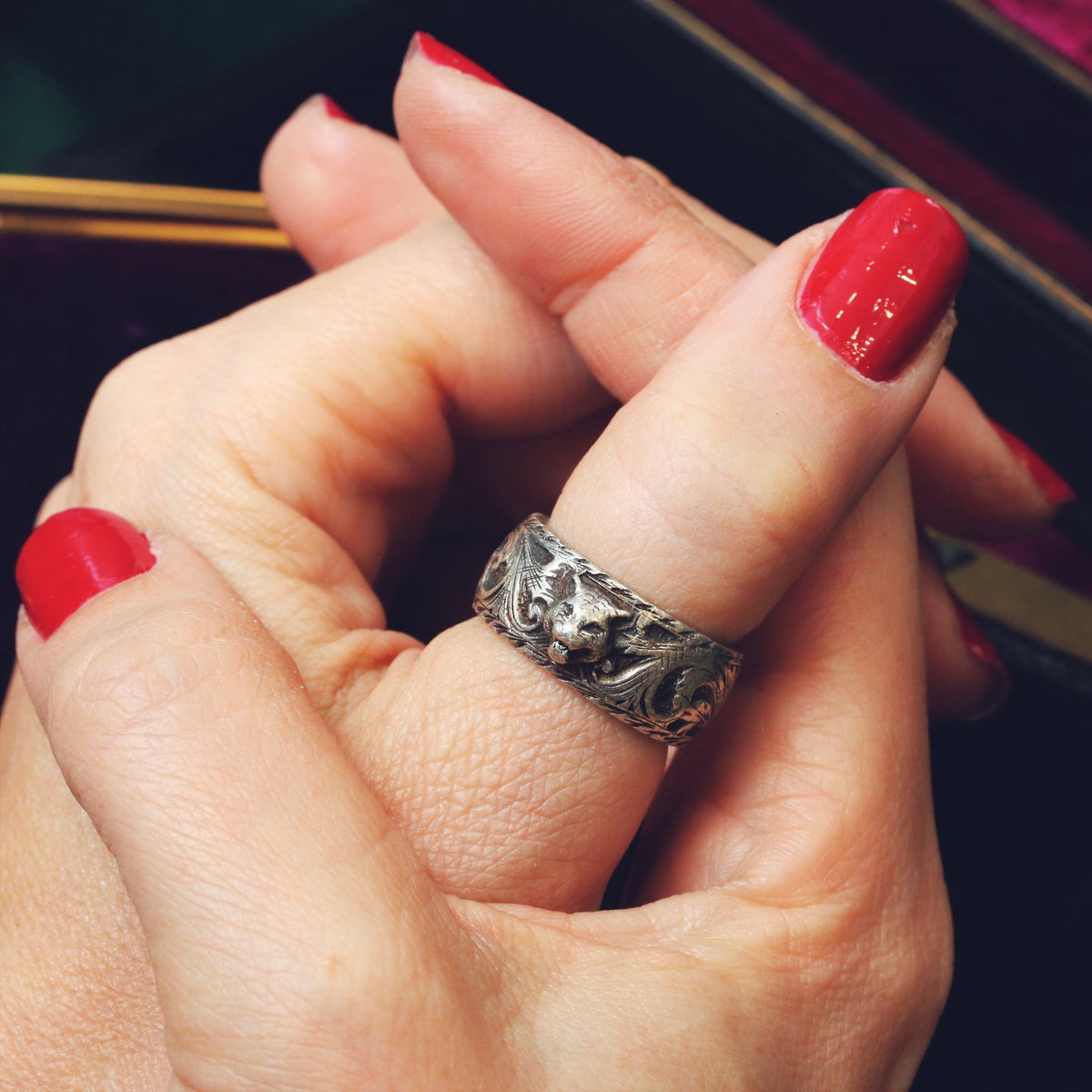 Vintage Silver GUCCI Gatto Ring