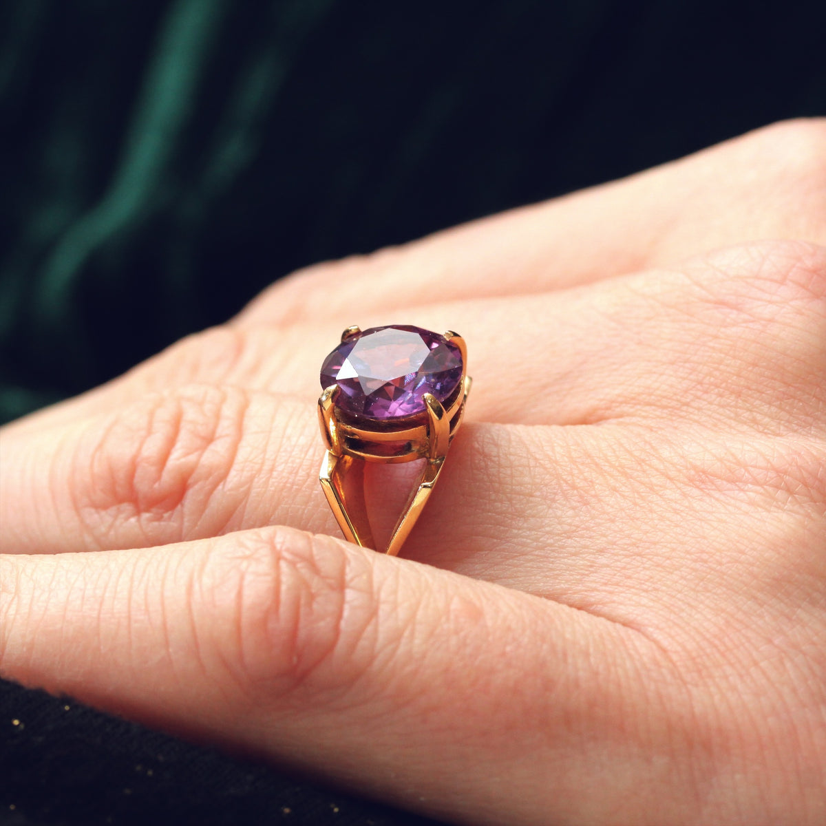 Vintage Modernist Synthetic Alexandrite Dress Ring