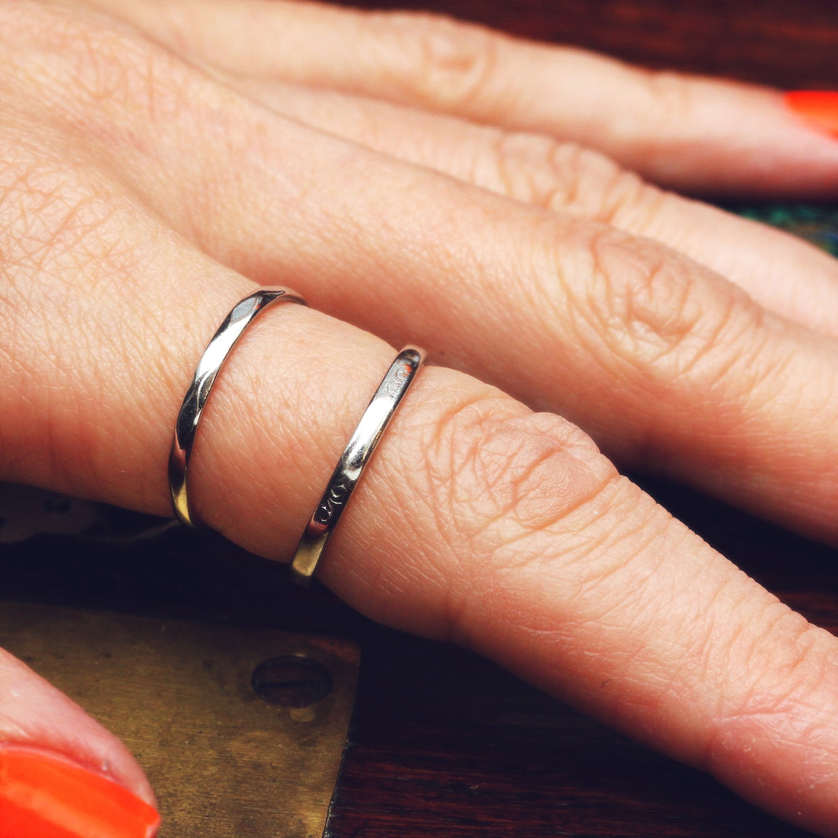 Vintage Faded Beauty Platinum Wedding Band