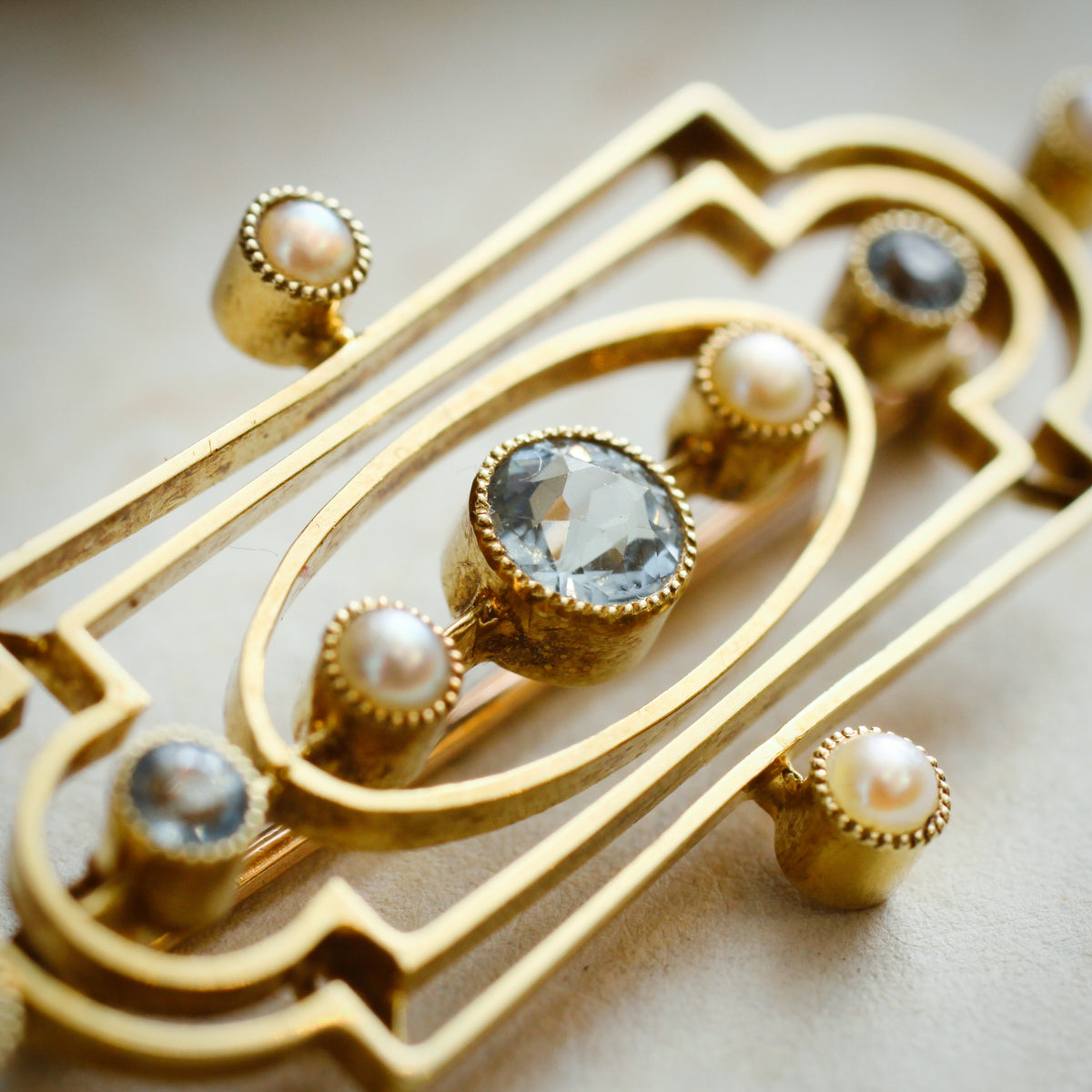 Ethereal Edwardian 15ct Gold Aquamarine Brooch