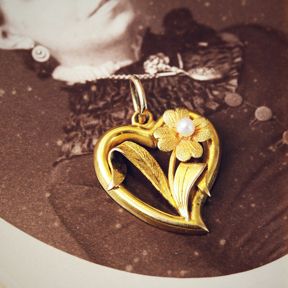 Antique Edwardian Floral Heart Pendant