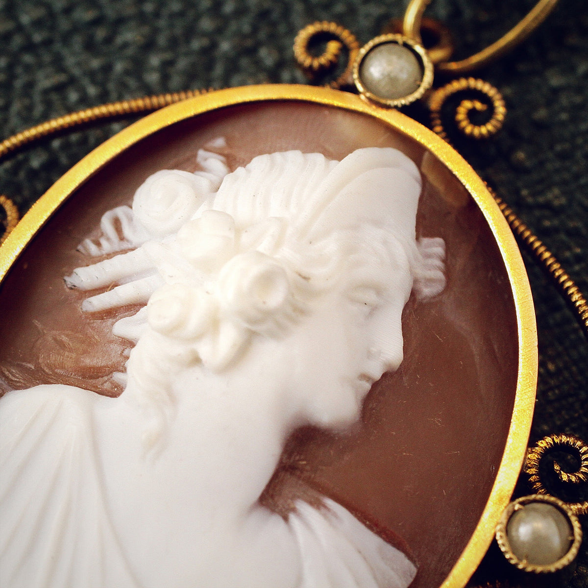 Antique Classical Portrait Shell Cameo Pendant