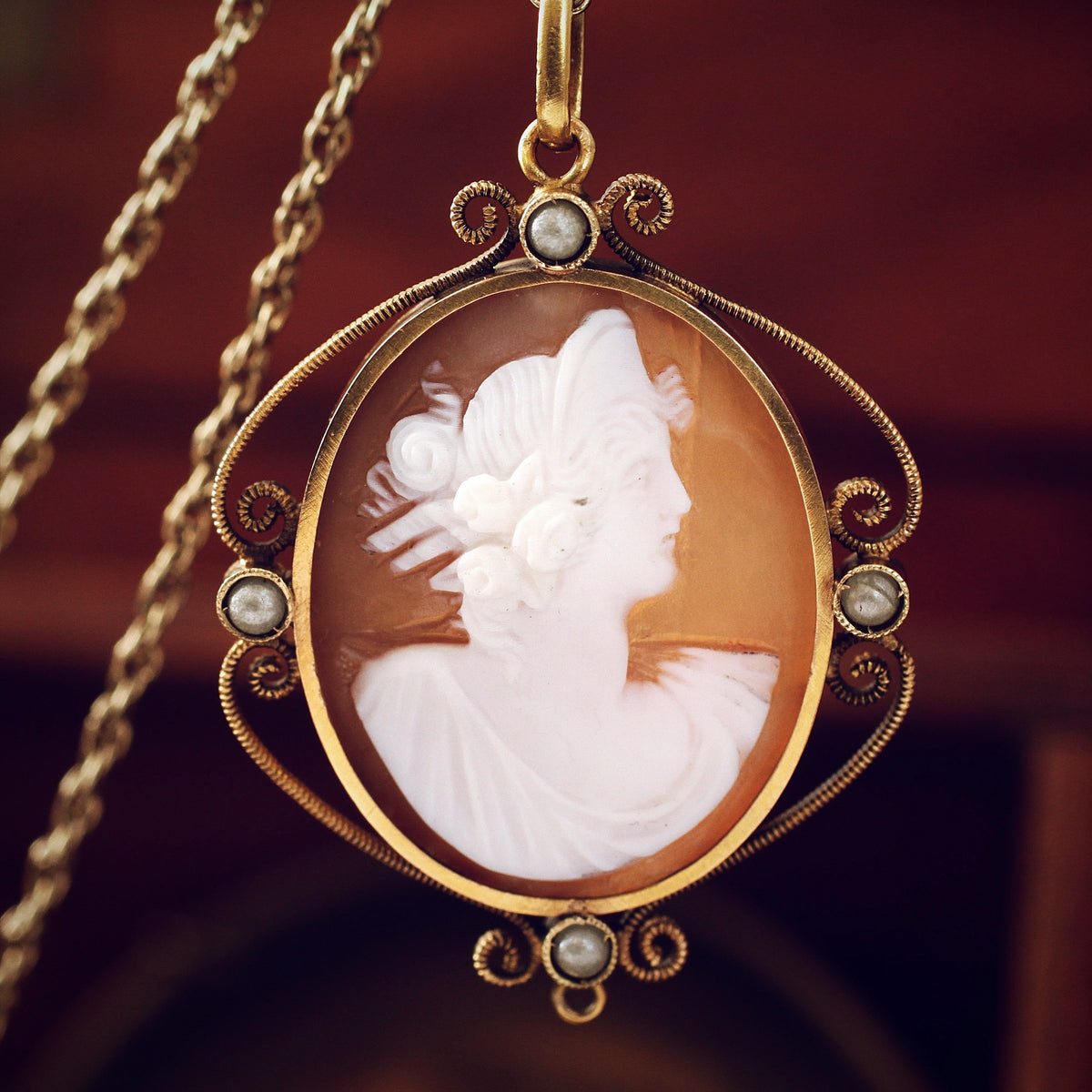 Antique Classical Portrait Shell Cameo Pendant