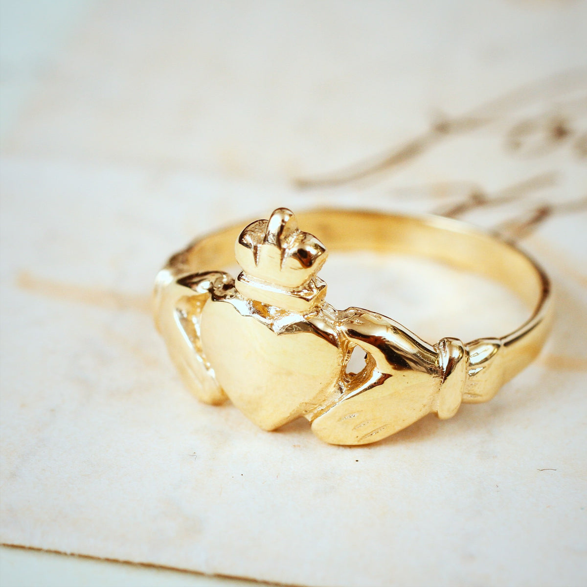 Antique Style 9ct Gold Claddagh Ring