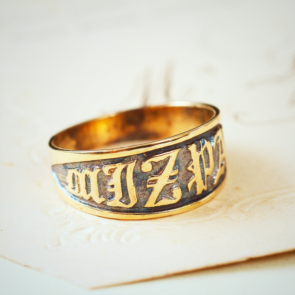 Antique Style 9ct Gold MIZPAH Ring