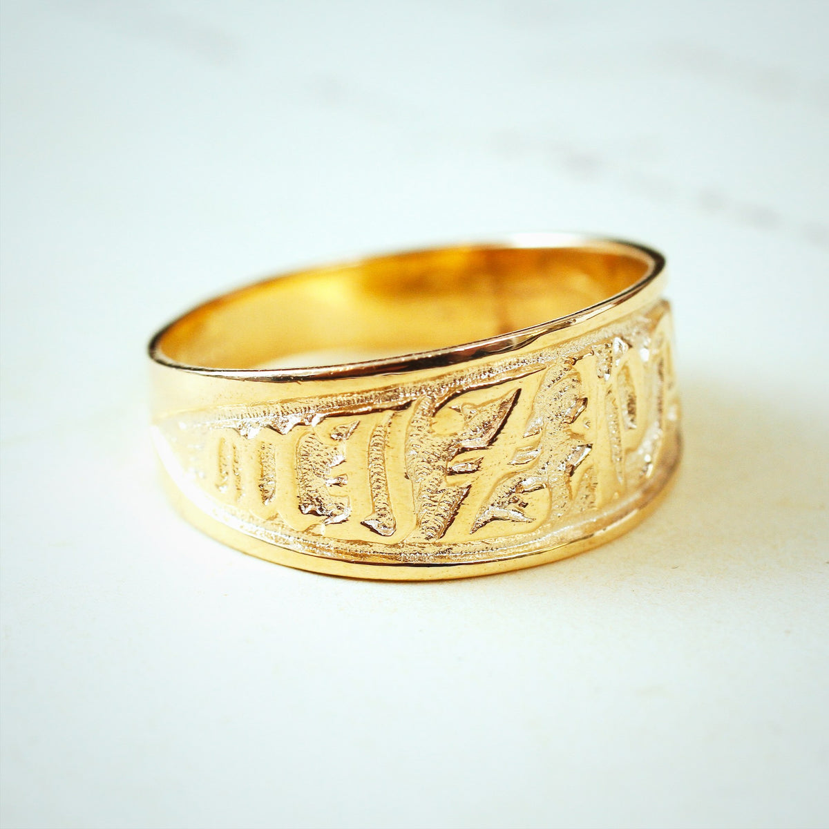 Antique Style 9ct Gold MIZPAH Ring