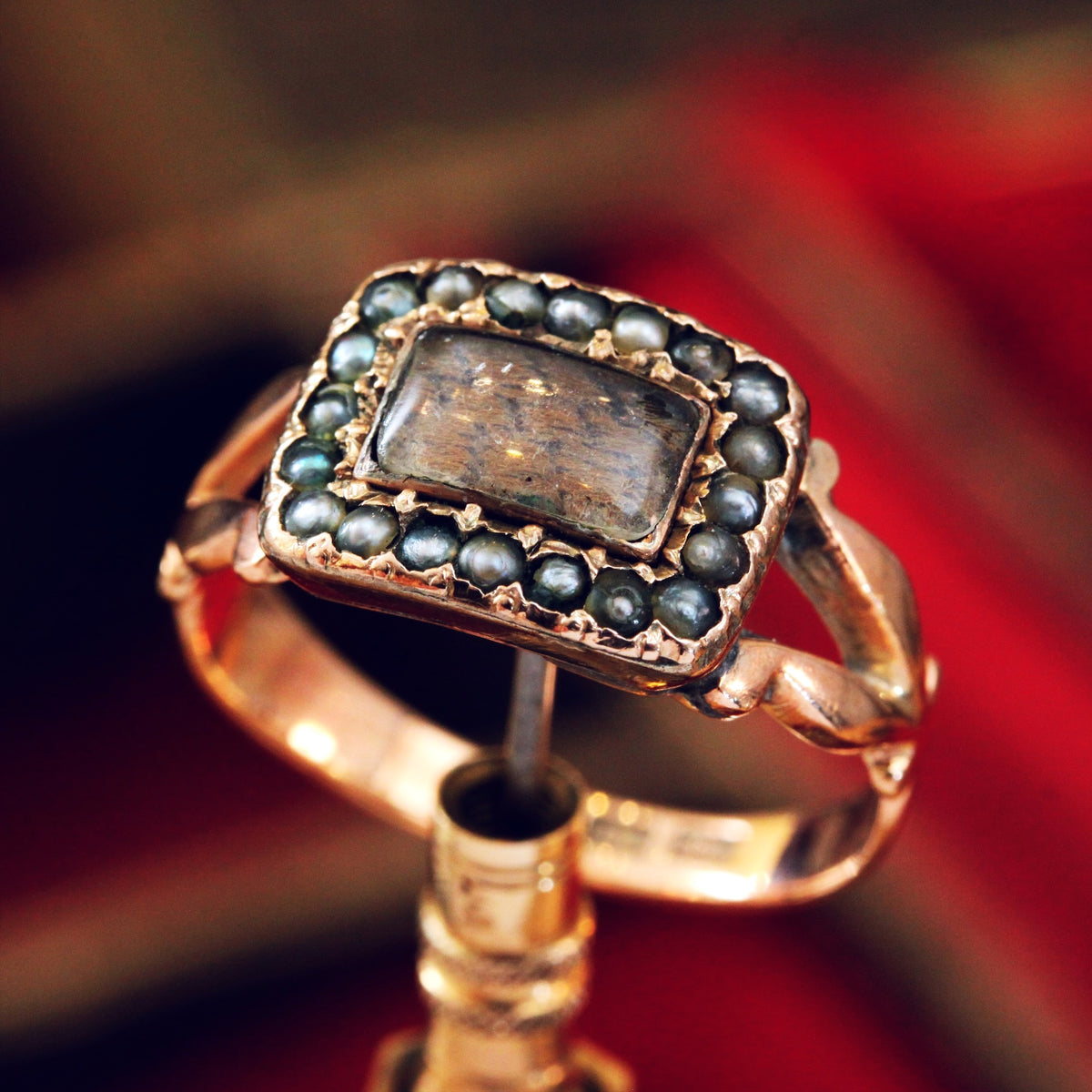 Sweet Wild Pearl Victorian 9ct Gold Mourning Ring